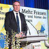 Ministerpräsident Alexander Schweitzer